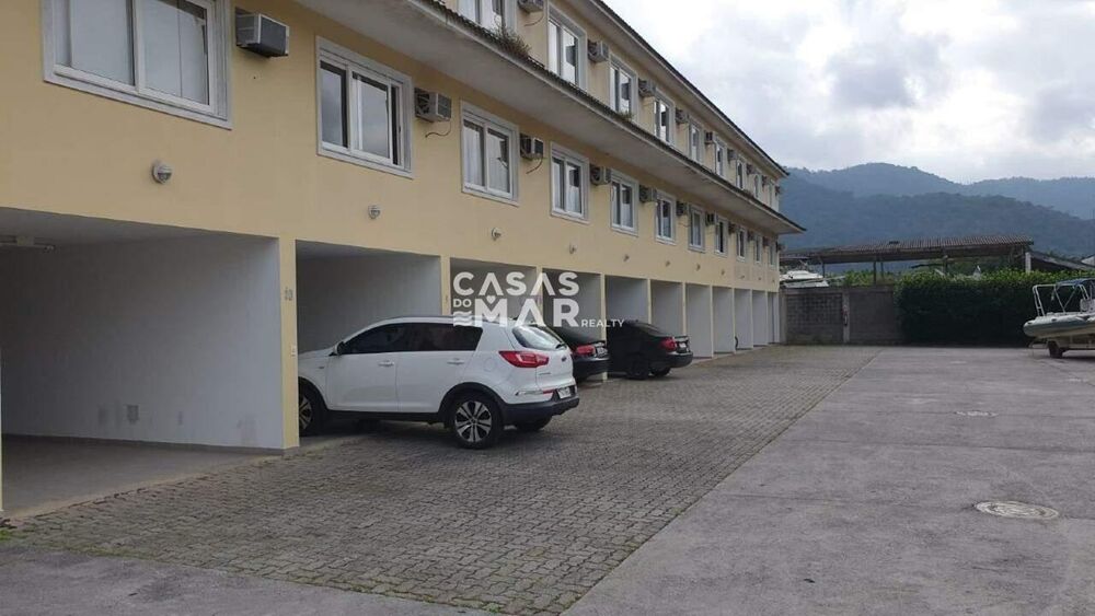 Casa à venda com 5 quartos, 200m² - Foto 3