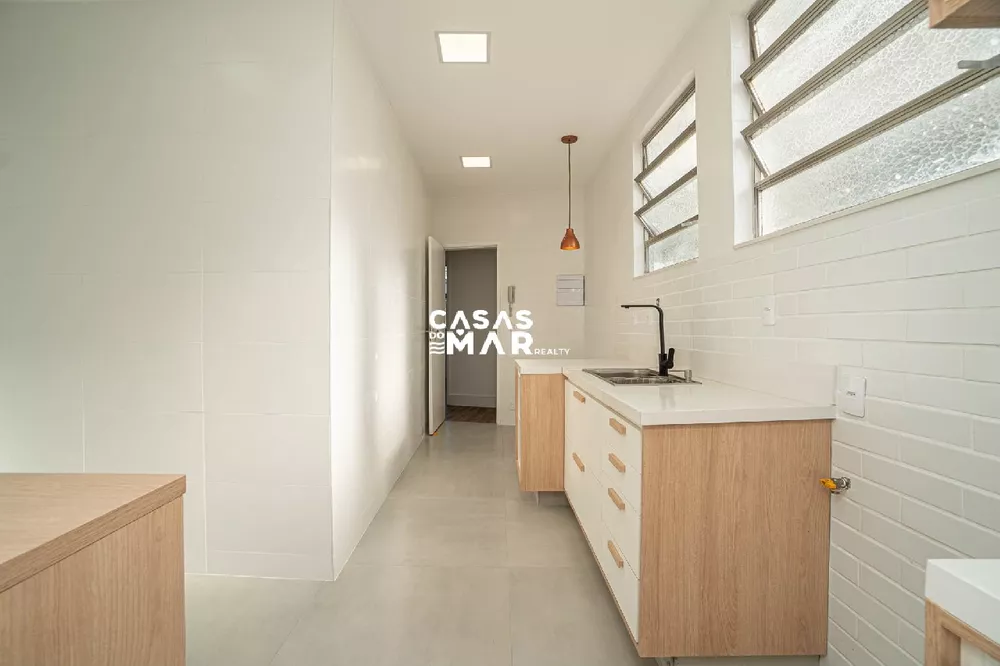 Apartamento à venda com 4 quartos, 130m² - Foto 2