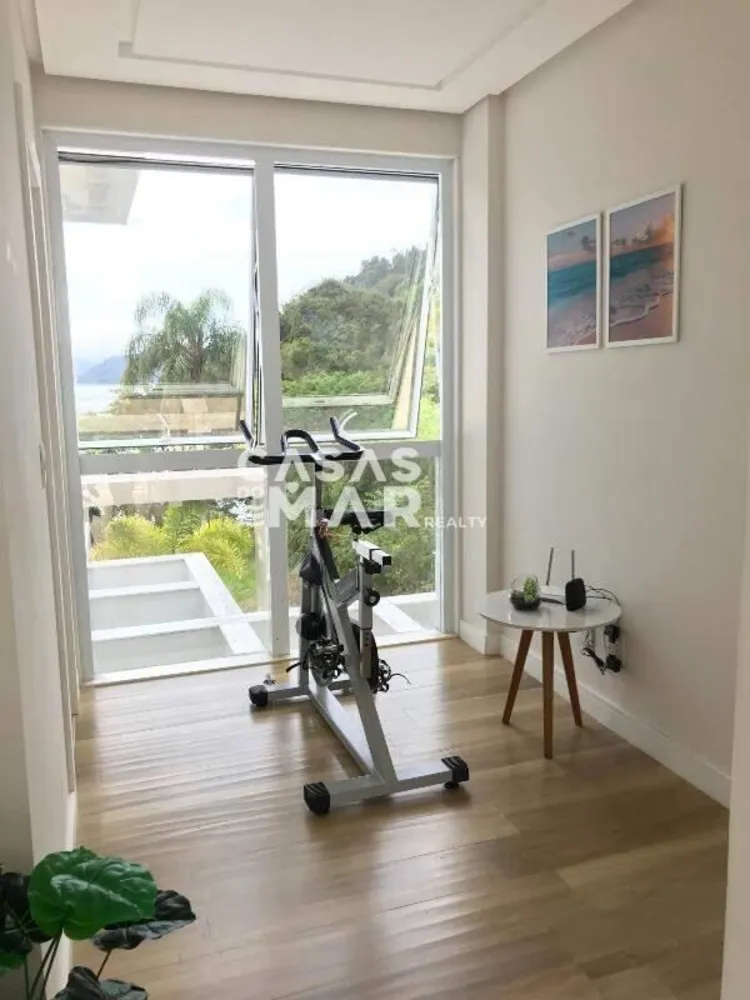 Casa, 4 quartos, 380 m² - Foto 1