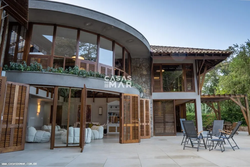 Casa, 6 quartos, 1500 m² - Foto 1