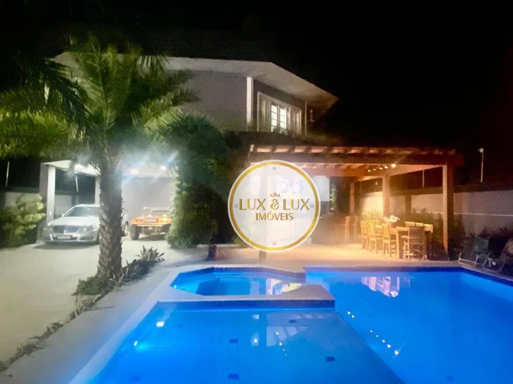 Casa, 5 quartos, 300 m² - Foto 2