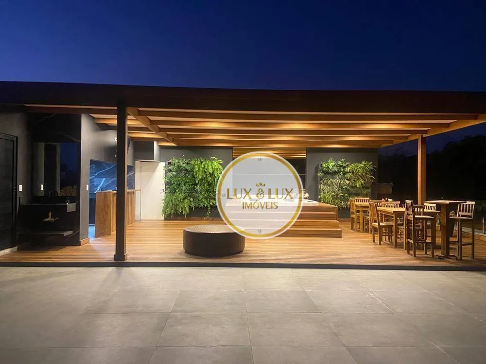 Casa, 5 quartos, 300 m² - Foto 1
