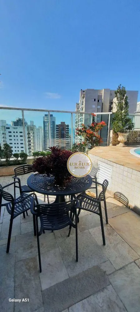 Apartamento, 3 quartos, 196 m² - Foto 1