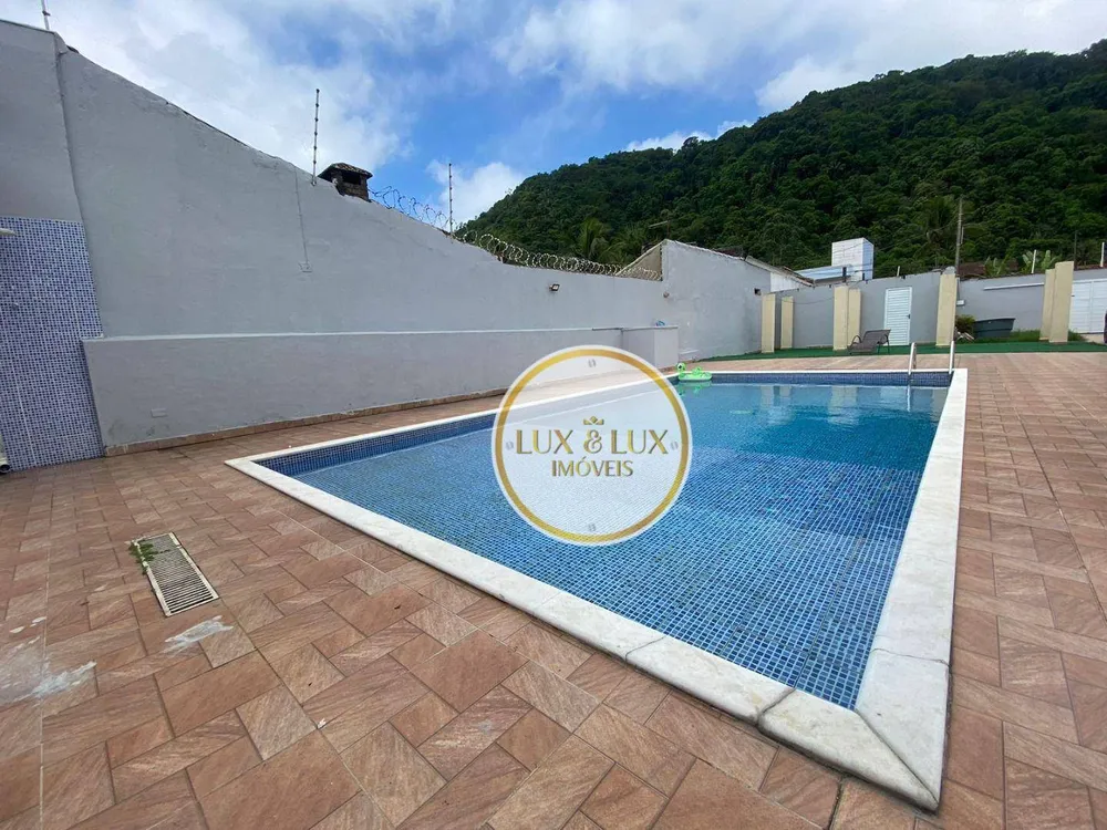 Casa, 2 quartos, 210 m² - Foto 1
