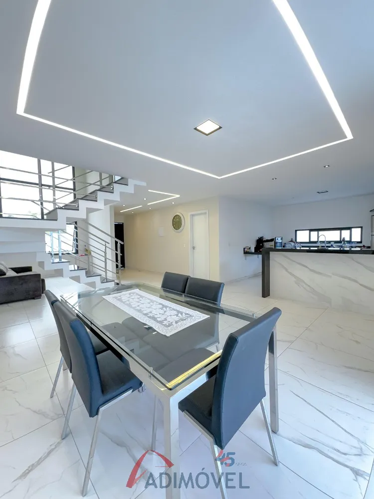 Casa, 3 quartos, 160 m² - Foto 2