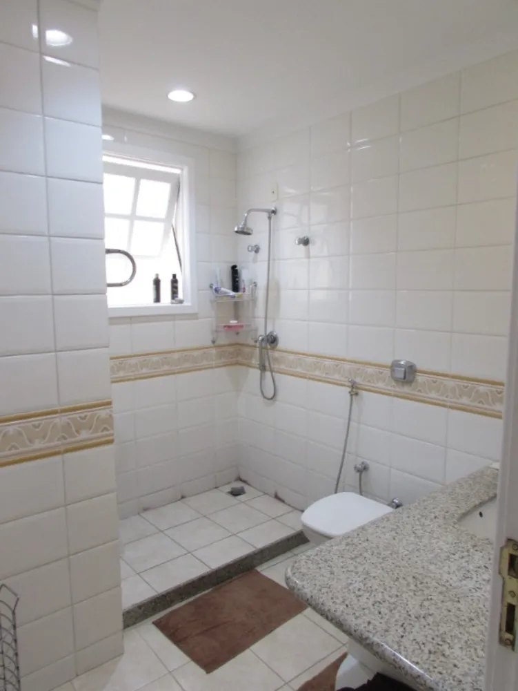 Casa, 4 quartos, 237 m² - Foto 8