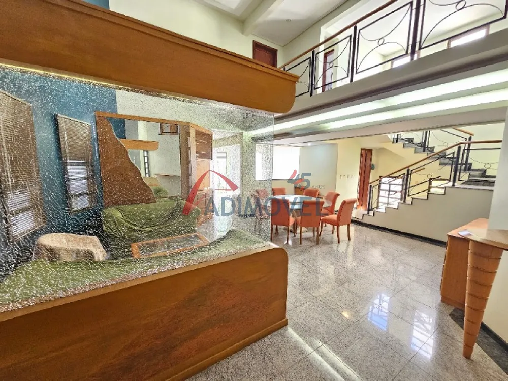Casa, 5 quartos, 374 m² - Foto 2