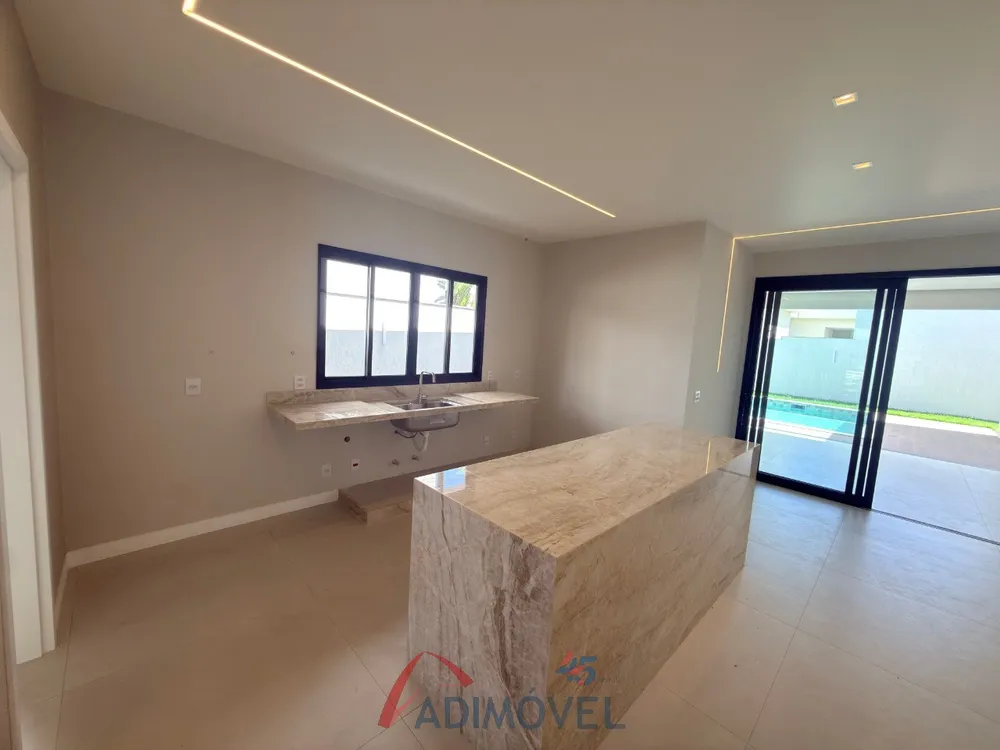 Casa, 3 quartos, 248 m² - Foto 6