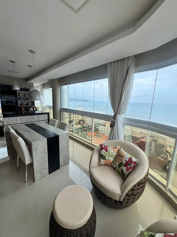 Apartamento, 3 quartos, 200 m² - Foto 1