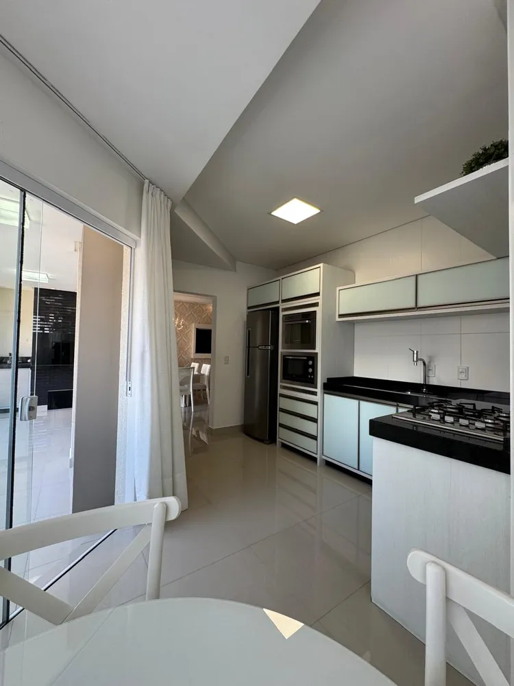 Apartamento, 3 quartos, 142 m² - Foto 1
