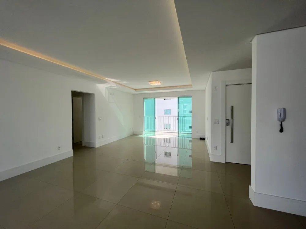Apartamento, 3 quartos, 137 m² - Foto 3
