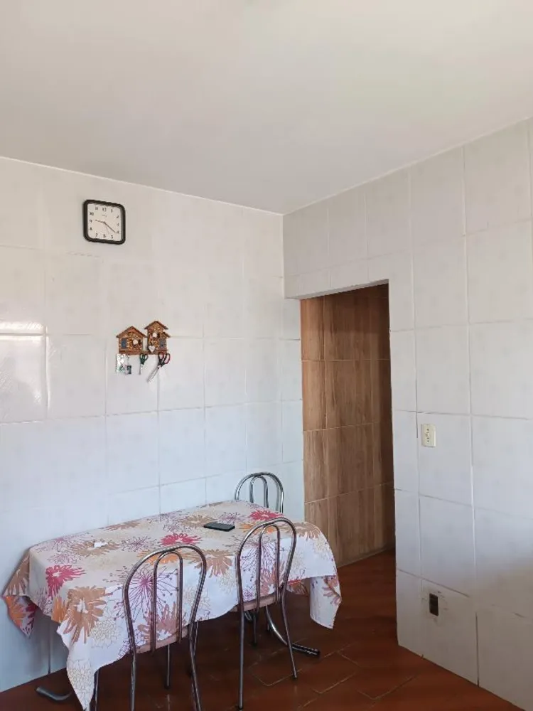 Casa, 6 quartos, 178 m² - Foto 3