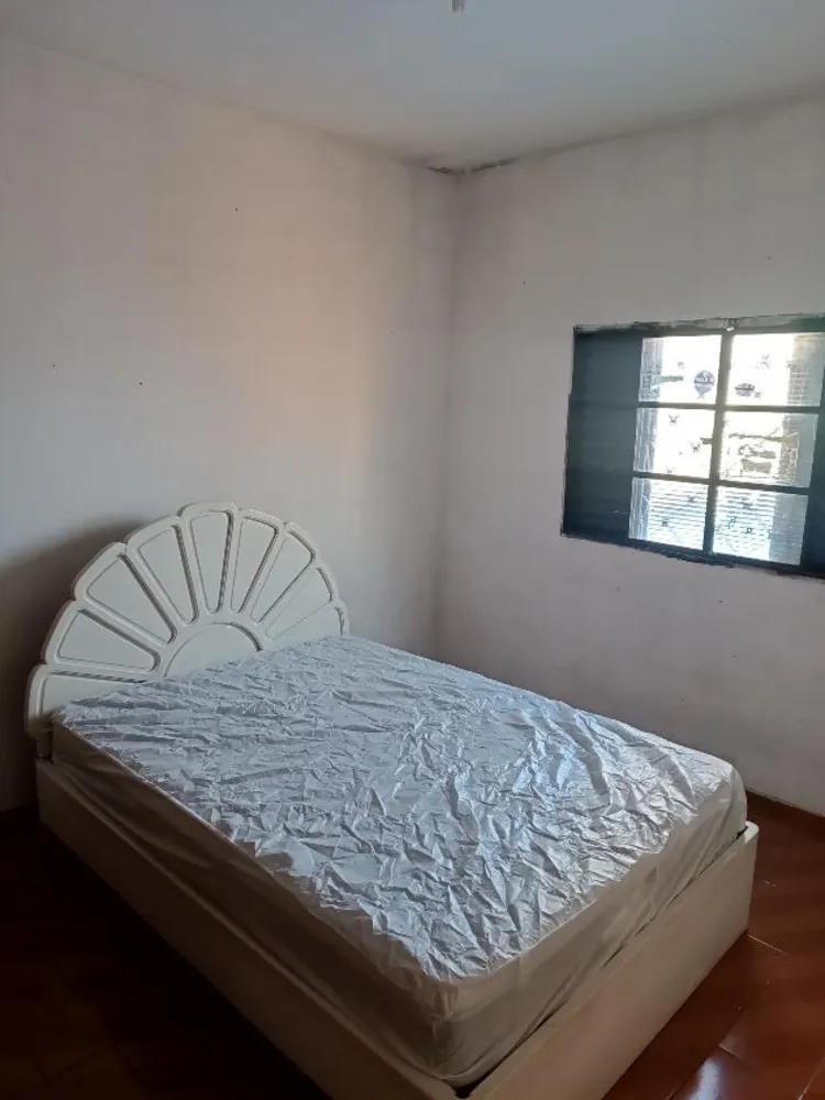 Casa, 6 quartos, 178 m² - Foto 1