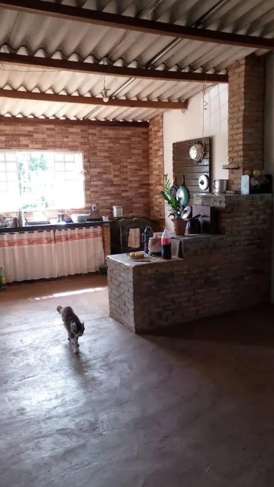 Chácara, 3 quartos, 1375 m² - Foto 1