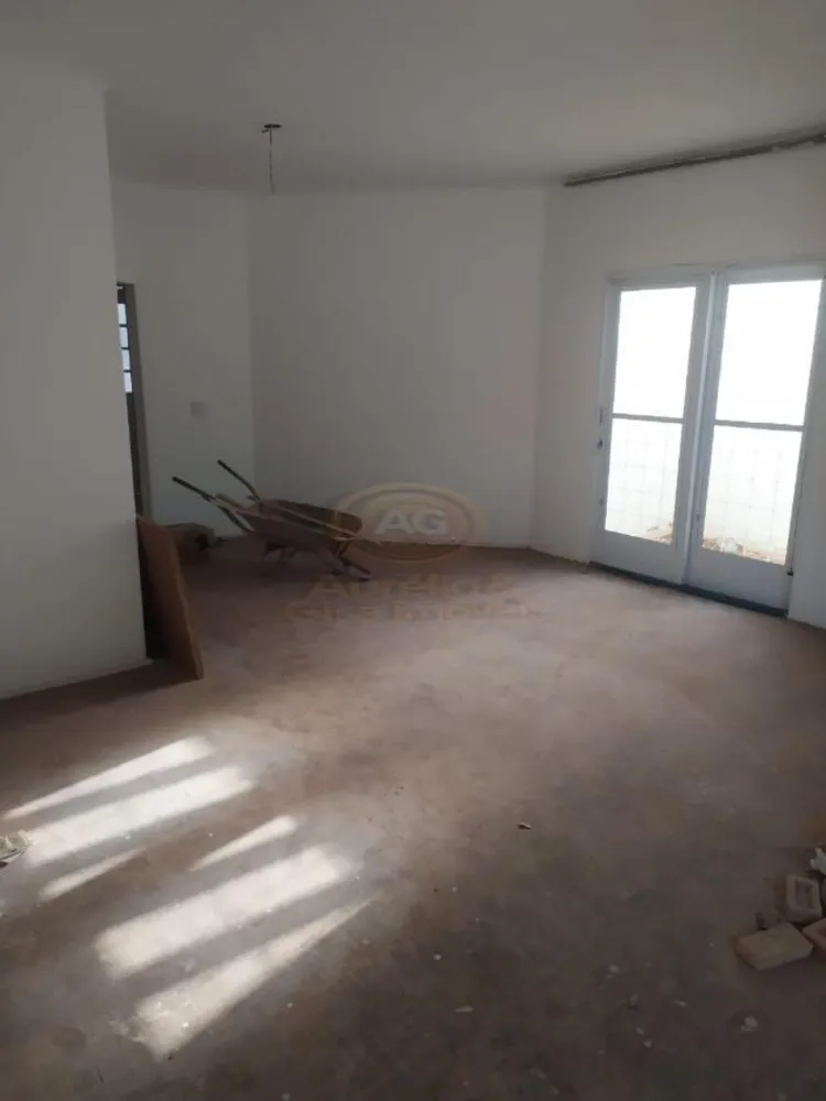 Sobrado, 3 quartos, 290 m² - Foto 1