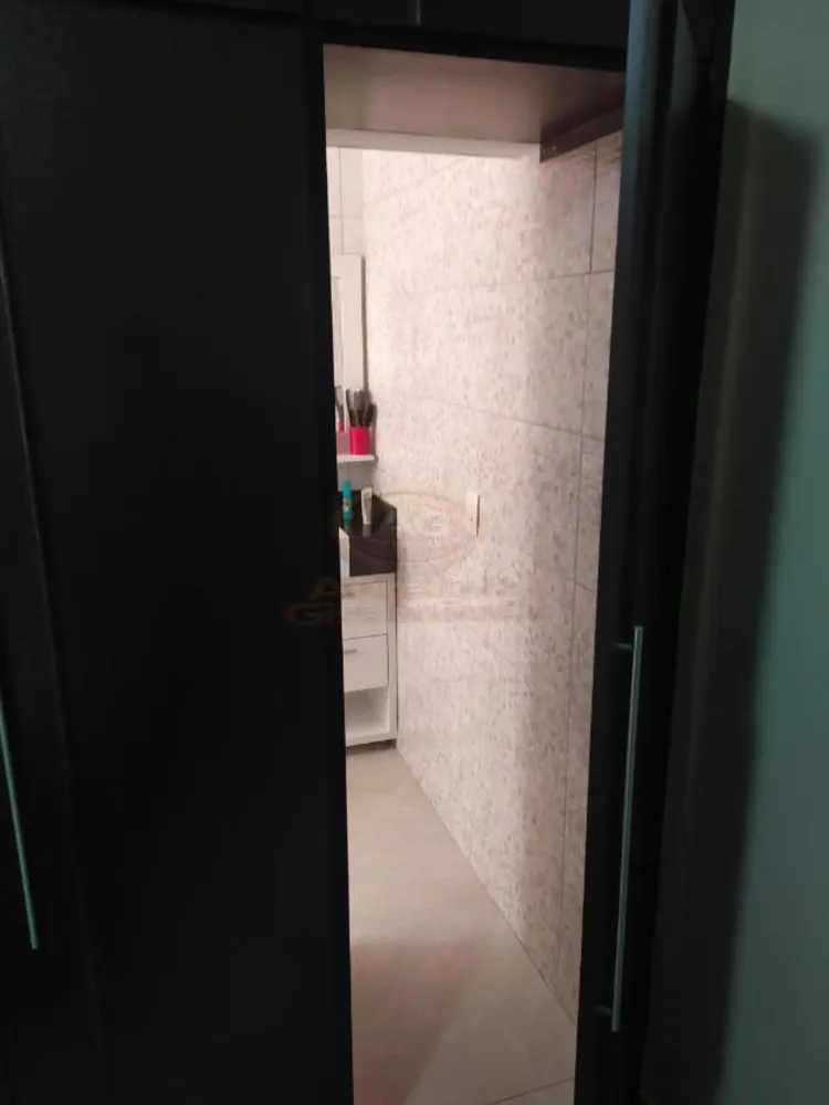 Casa, 3 quartos, 229 m² - Foto 9