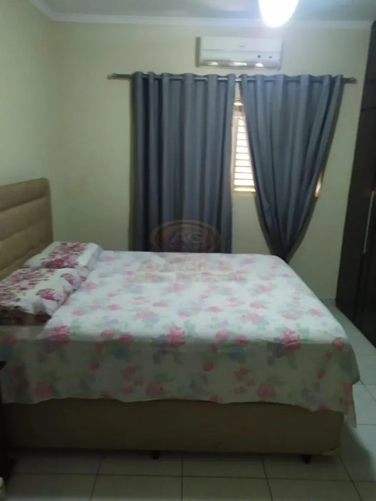 Casa, 3 quartos, 229 m² - Foto 11