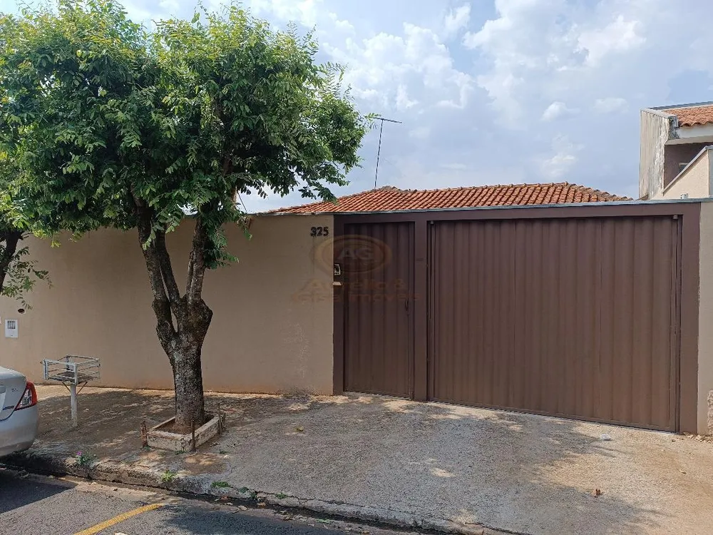 Casa, 4 quartos, 162 m² - Foto 1