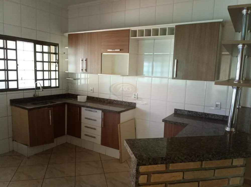 Casa, 4 quartos, 200 m² - Foto 14