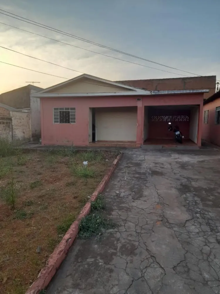 Casa, 6 quartos, 141 m² - Foto 2