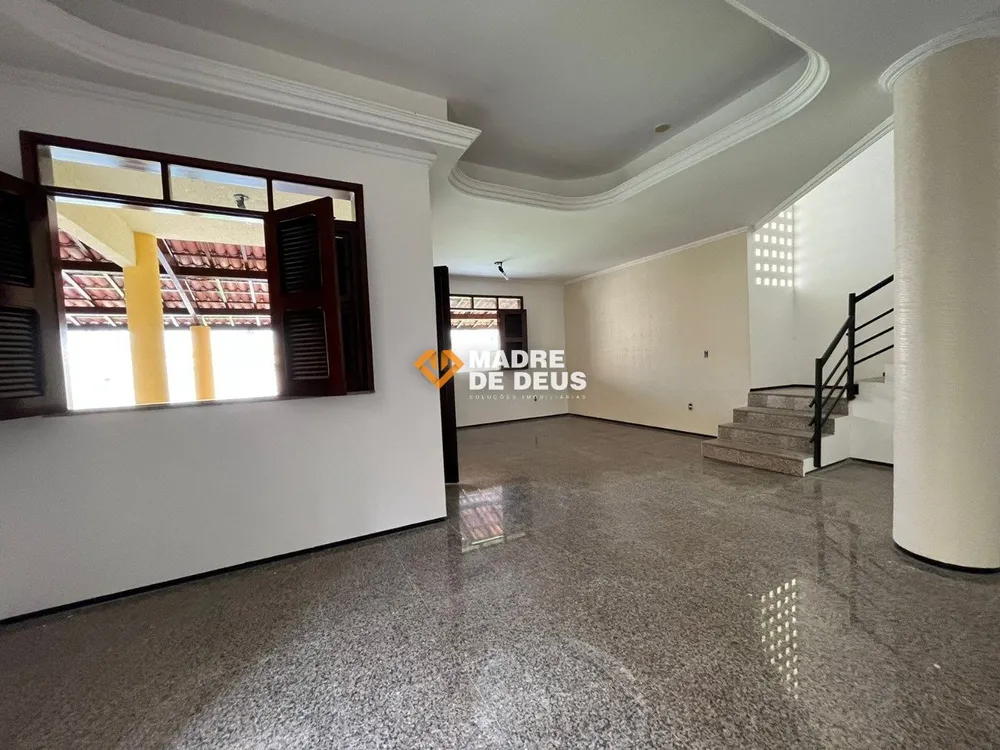 Casa, 6 quartos, 260 m² - Foto 4