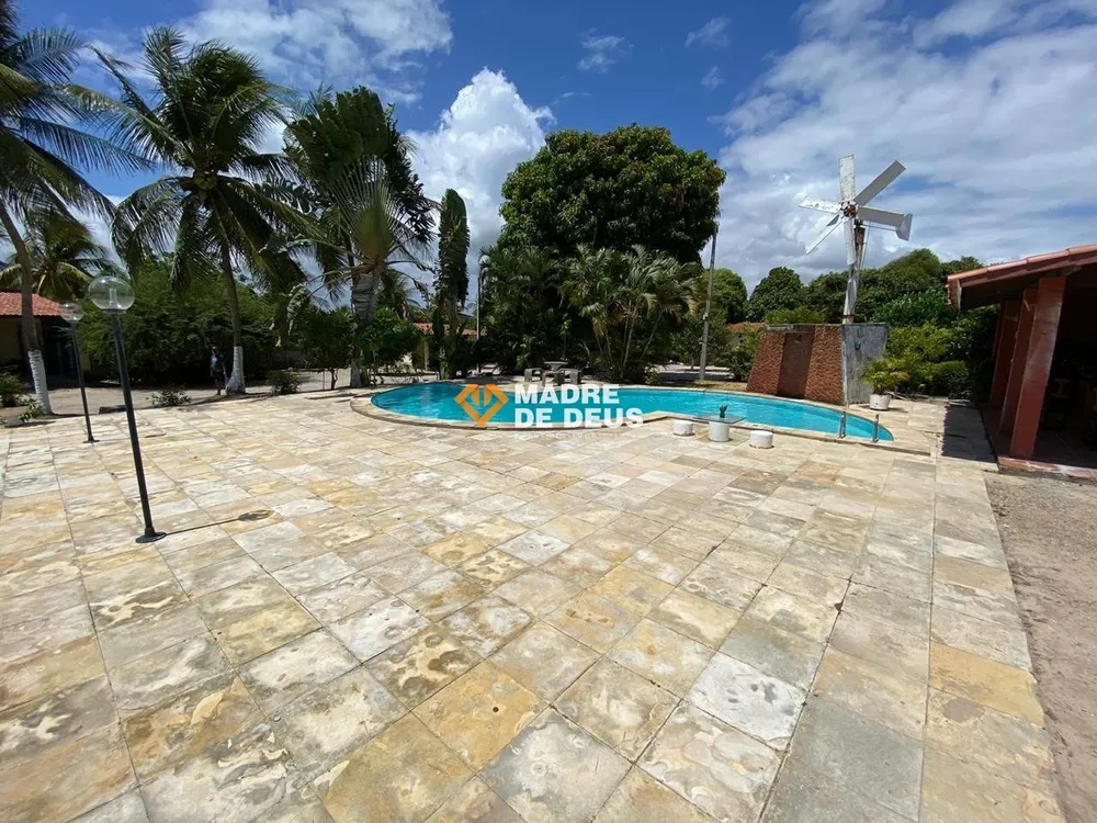 Chácara, 4 quartos, 4200 m² - Foto 1