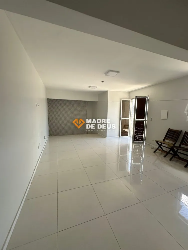Cobertura, 3 quartos, 225 m² - Foto 2