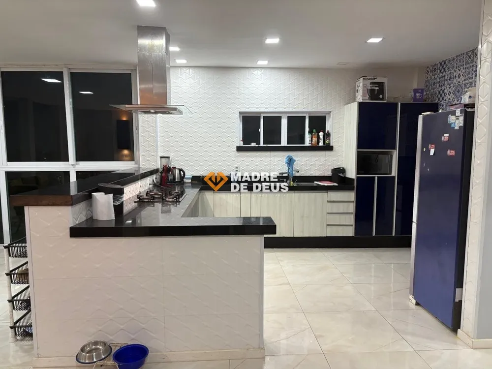 Casa, 4 quartos, 250 m² - Foto 8