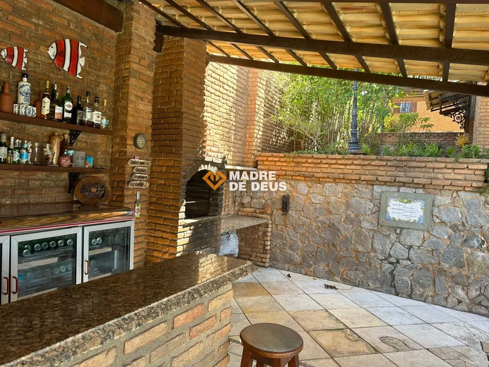 Casa, 8 quartos - Foto 1