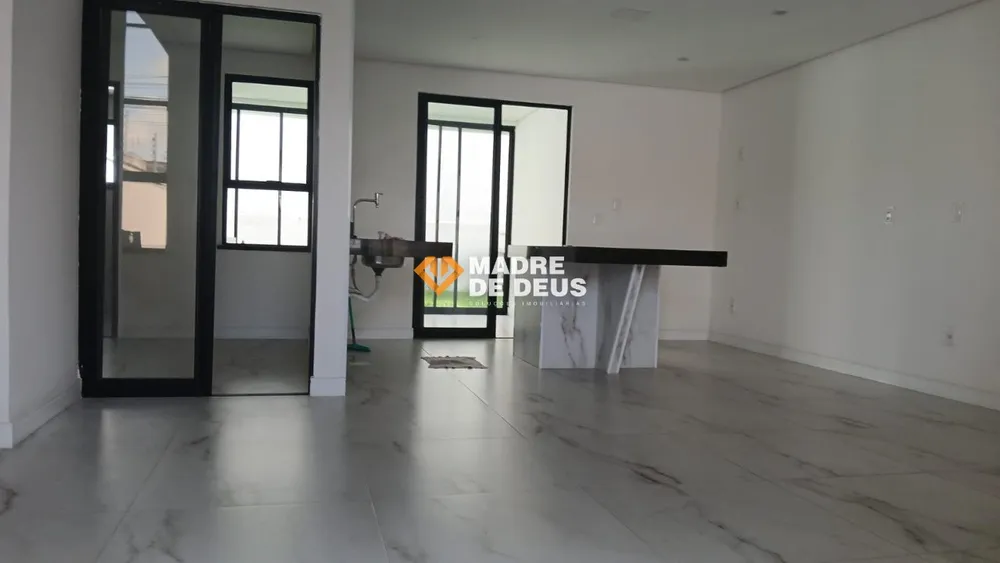 Casa, 4 quartos, 166 m² - Foto 4
