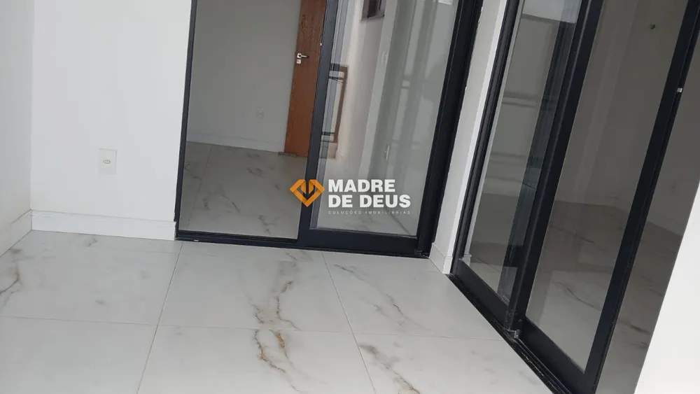 Casa, 4 quartos, 166 m² - Foto 1