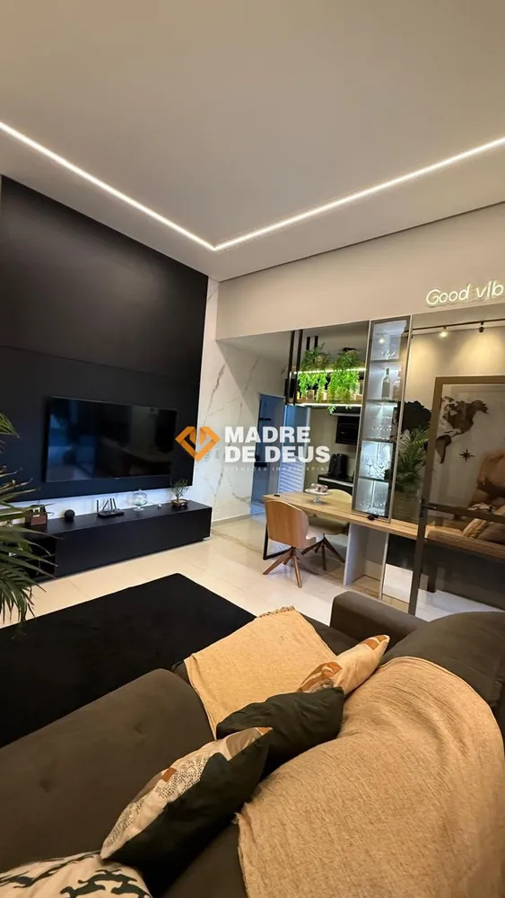 Casa, 2 quartos, 93 m² - Foto 1