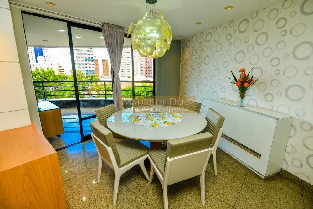 Apartamento, 3 quartos, 253 m² - Foto 2