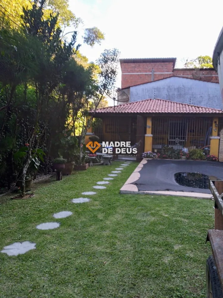 Chácara, 3 quartos, 1048 m² - Foto 4