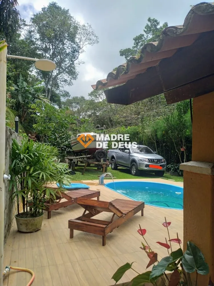 Chácara, 3 quartos, 1048 m² - Foto 2