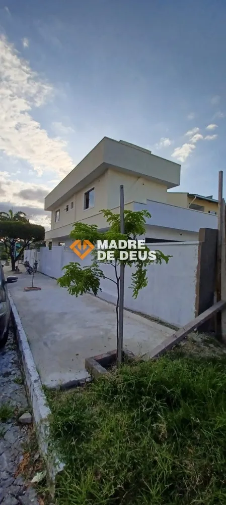 Casa, 4 quartos, 225 m² - Foto 2
