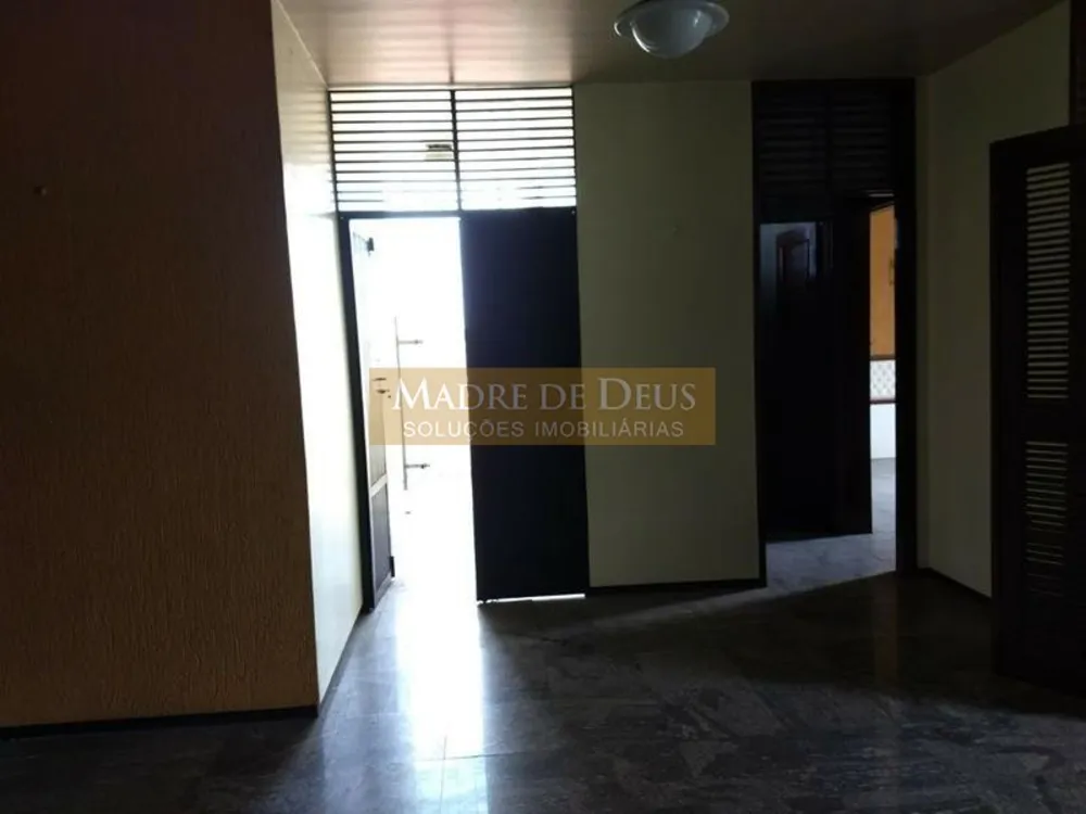 Casa, 6 quartos, 408 m² - Foto 4