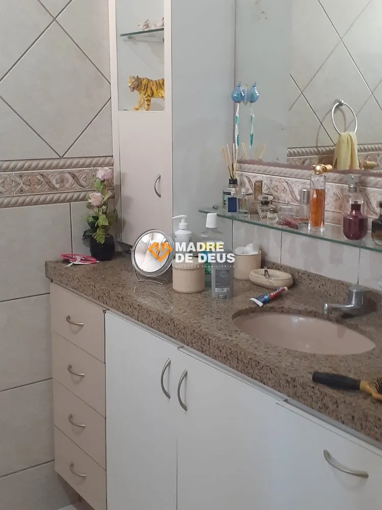 Casa, 4 quartos, 210 m² - Foto 9