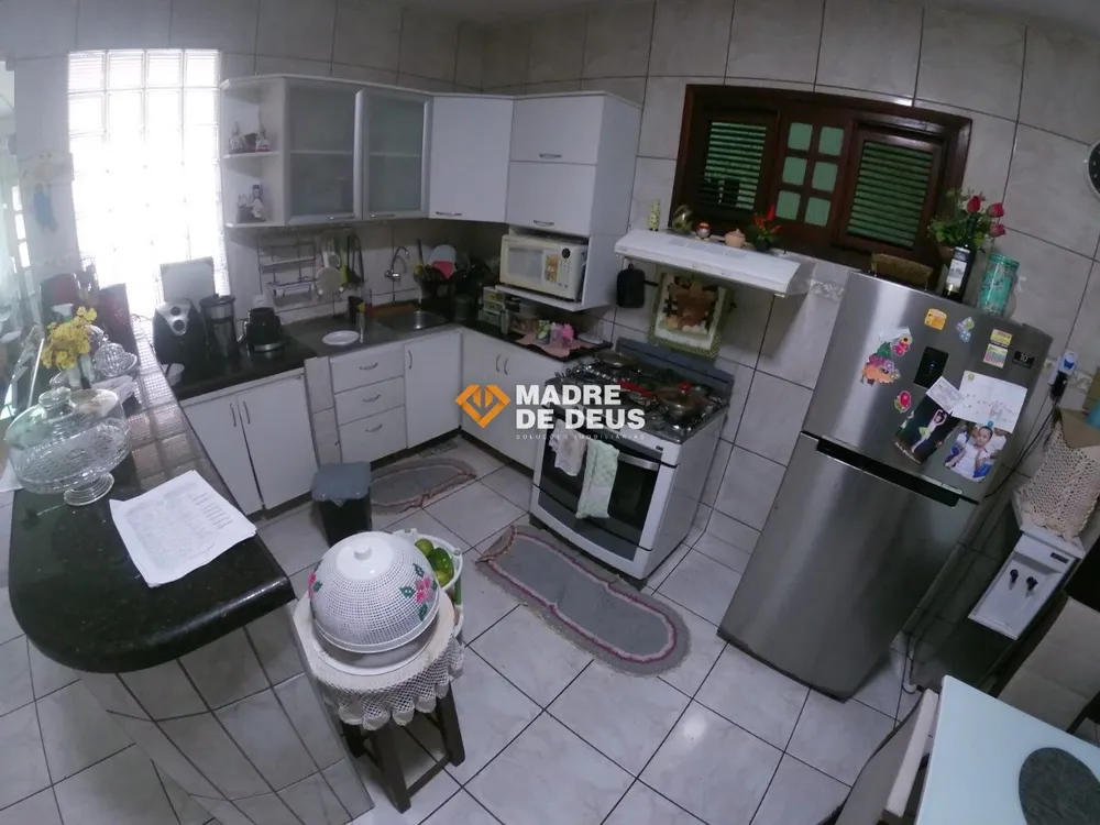 Casa, 3 quartos, 197 m² - Foto 6