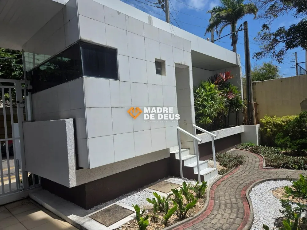 Cobertura, 4 quartos, 251 m² - Foto 2