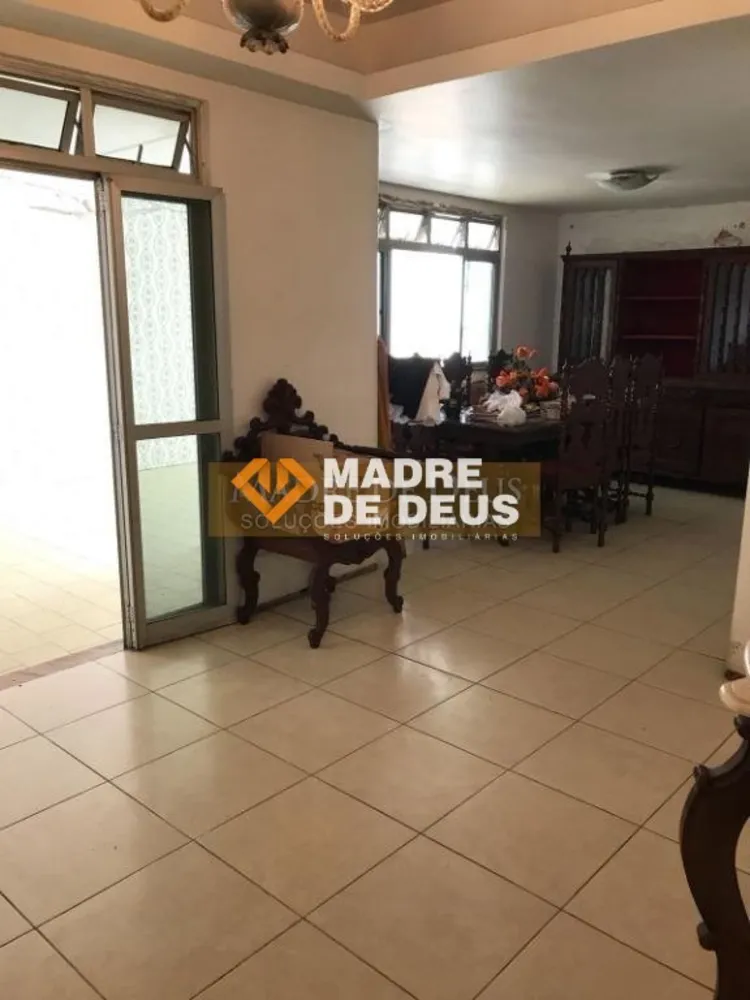 Casa, 8 quartos, 180 m² - Foto 1