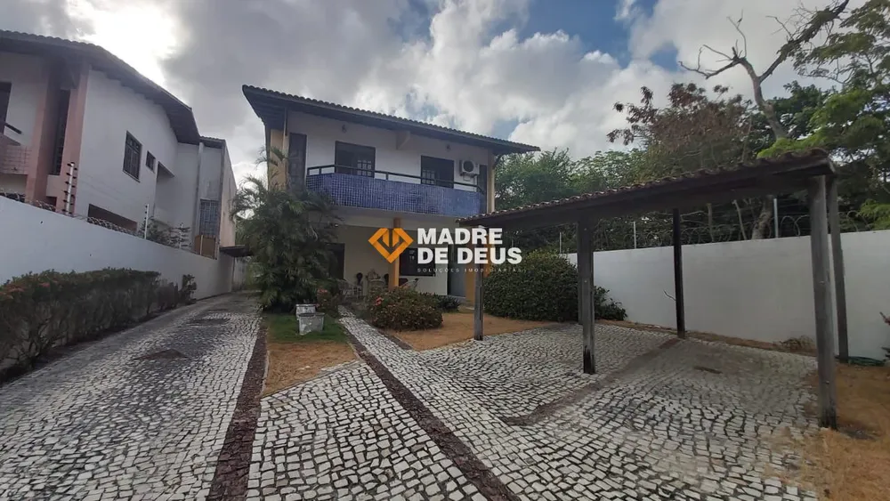 Casa, 3 quartos, 313 m² - Foto 1