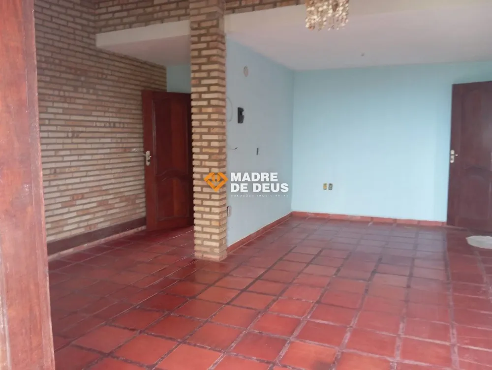 Casa, 3 quartos, 376 m² - Foto 1