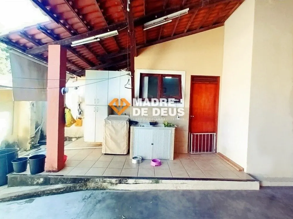 Casa, 4 quartos, 130 m² - Foto 3