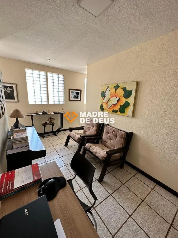 Casa, 6 quartos, 437 m² - Foto 3