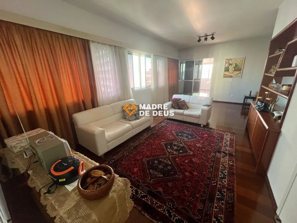 Apartamento, 3 quartos, 130 m² - Foto 1