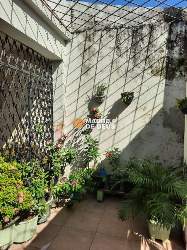 Casa, 5 quartos, 210 m² - Foto 1