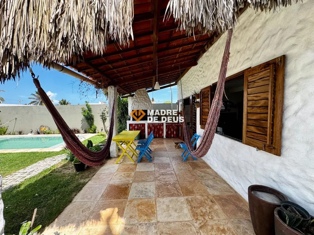 Casa, 4 quartos, 217 m² - Foto 2