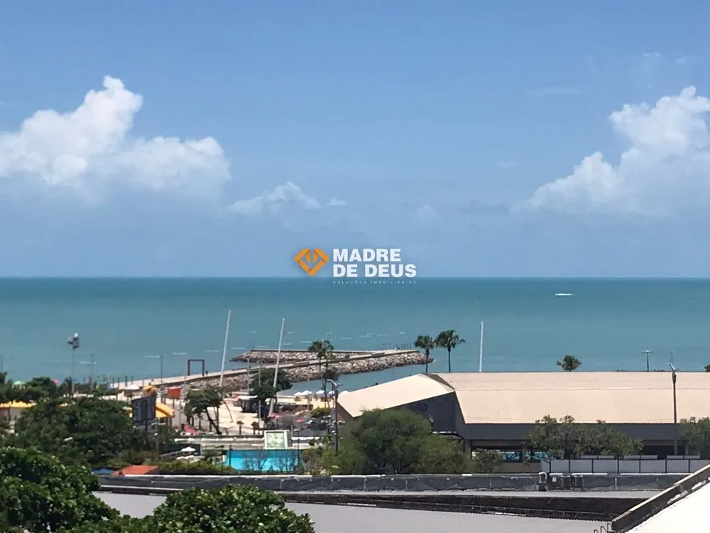 Apartamento, 3 quartos, 182 m² - Foto 2