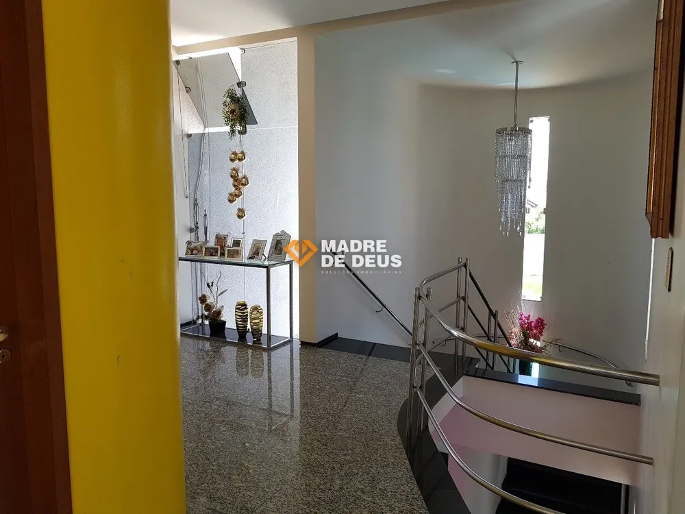 Casa, 5 quartos, 560 m² - Foto 2